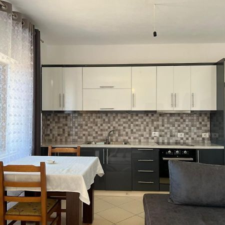 Amar Villa Sarandë Exterior foto